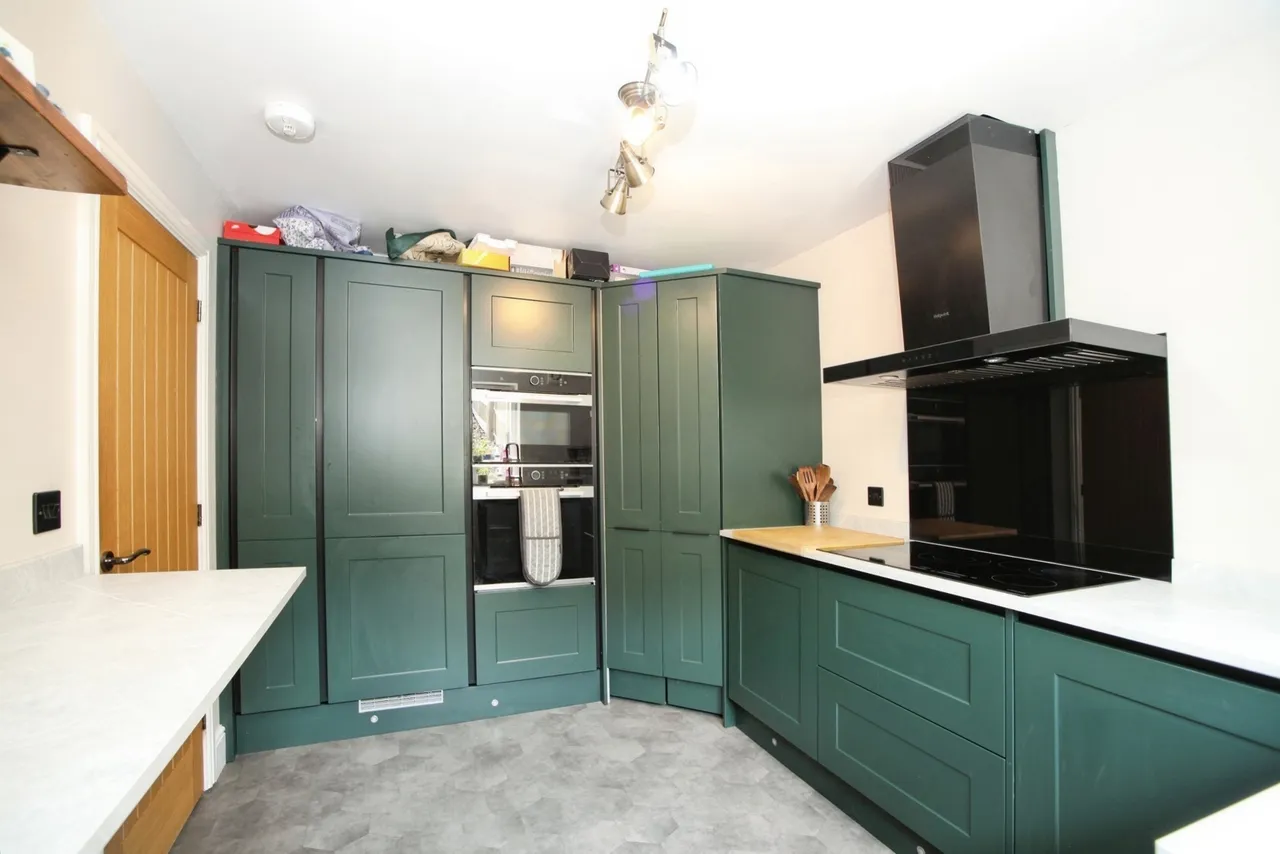 Plynlimon Avenue, Croespenmaen, Crumlin, Newport, NP11, photo 6