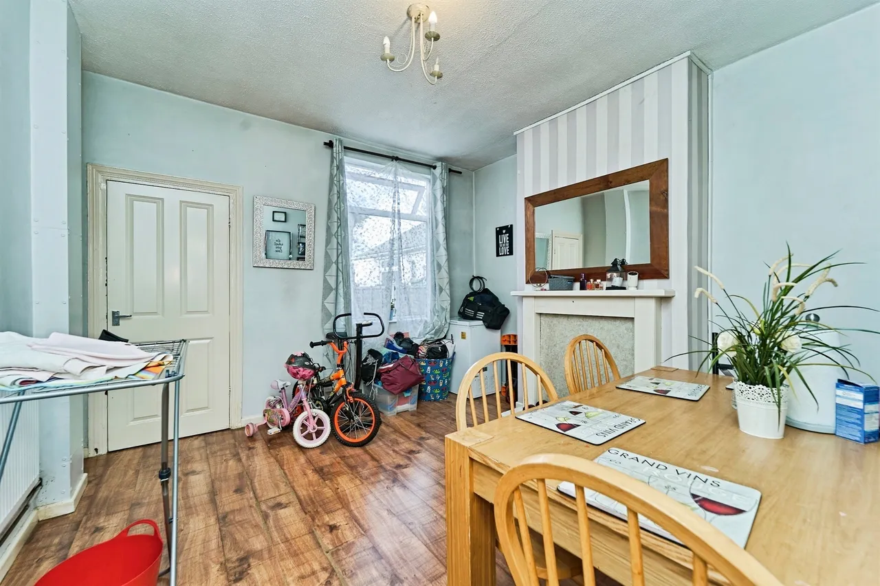 Vicarage Road, West Bromwich, B71, photo 7