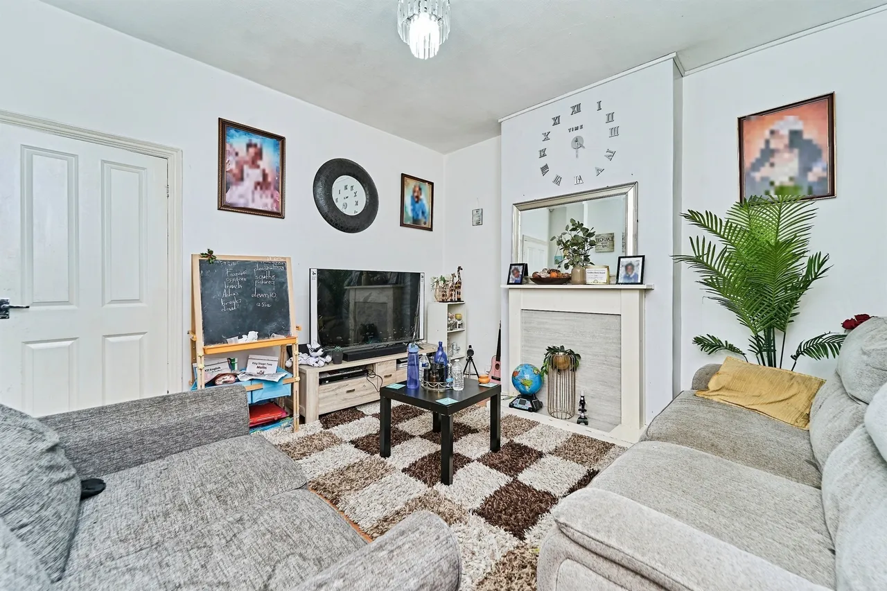 Vicarage Road, West Bromwich, B71, photo 5
