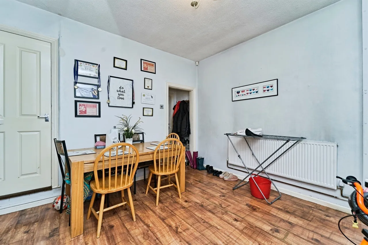 Vicarage Road, West Bromwich, B71, photo 6