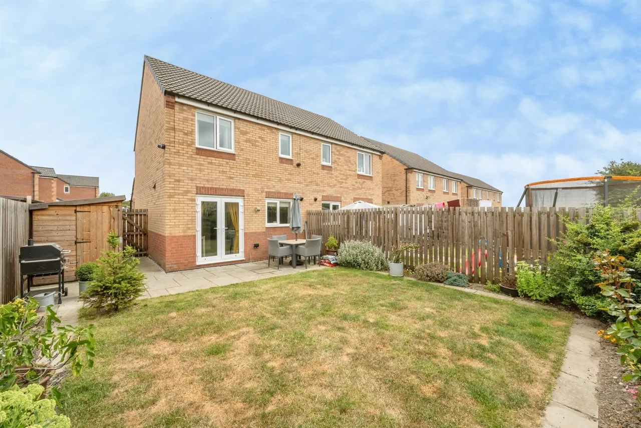 South Moor Drive, Goldthorpe, Rotherham, photo 4