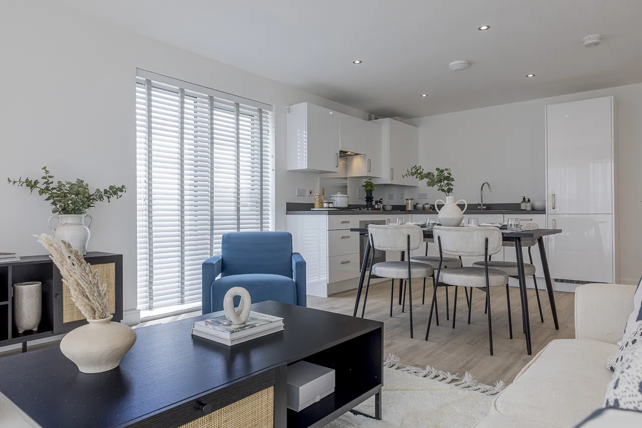2 bed flat for sale, Gosforth Lane, Watford, WD19