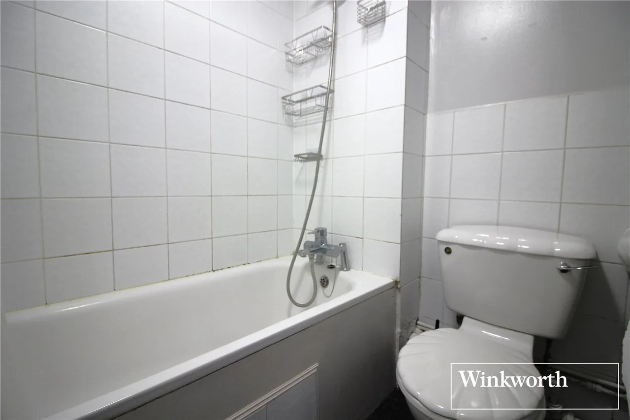 Farm Close, Borehamwood, WD6, photo 6