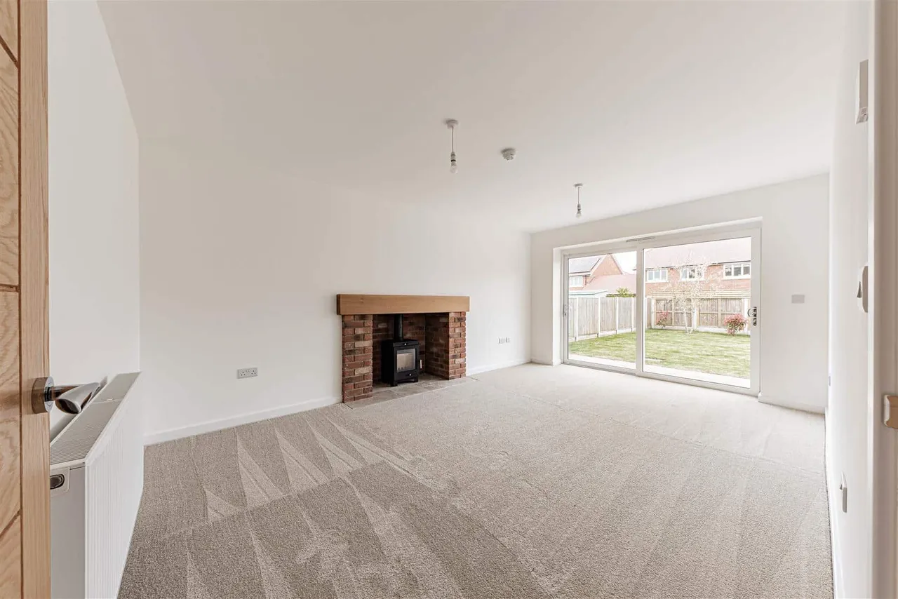 Sandwich Road, Ash, Canterbury, Kent, CT3 2AF, photo 5
