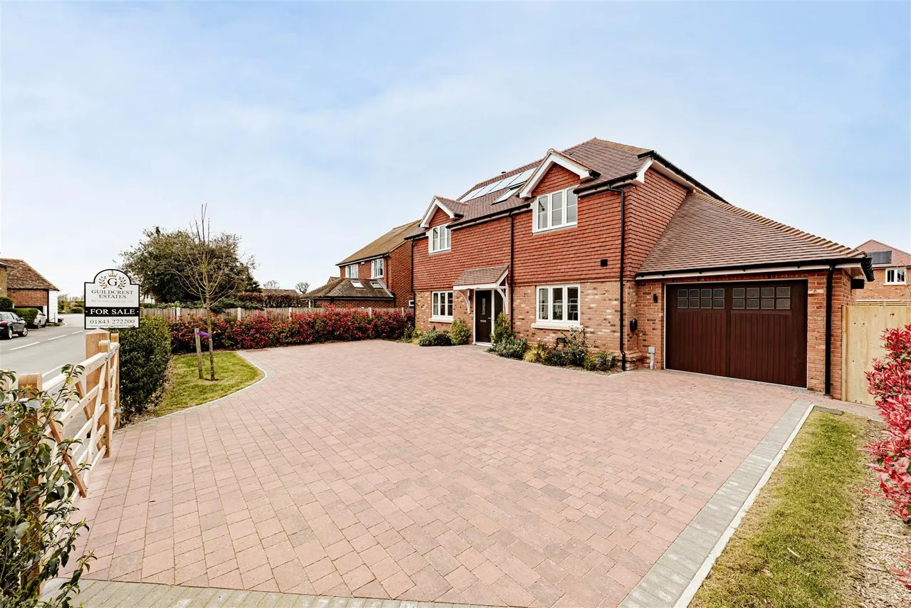 Sandwich Road, Ash, Canterbury, Kent, CT3 2AF, photo 4
