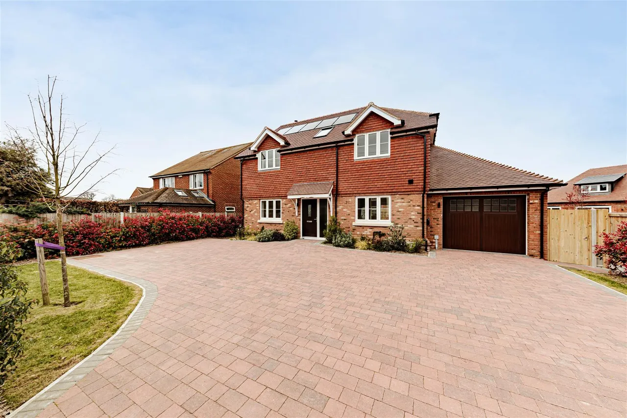 Sandwich Road, Ash, Canterbury, Kent, CT3 2AF, photo 27