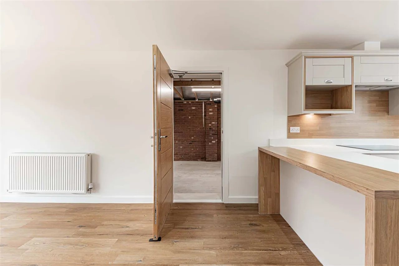 Sandwich Road, Ash, Canterbury, Kent, CT3 2AF, photo 16