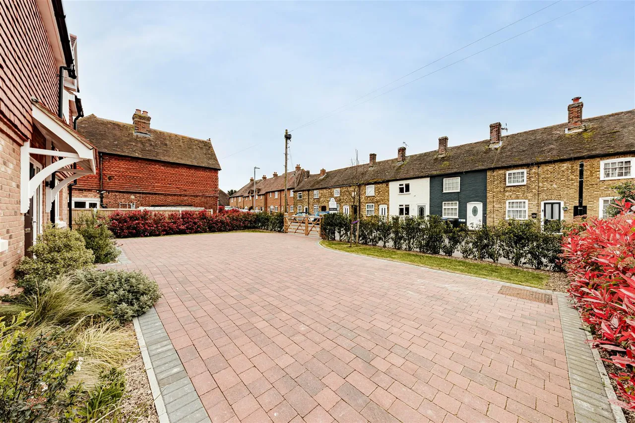 Sandwich Road, Ash, Canterbury, Kent, CT3 2AF, photo 36