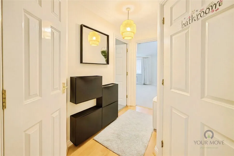 Teasel Crescent, London, SE28, photo 4