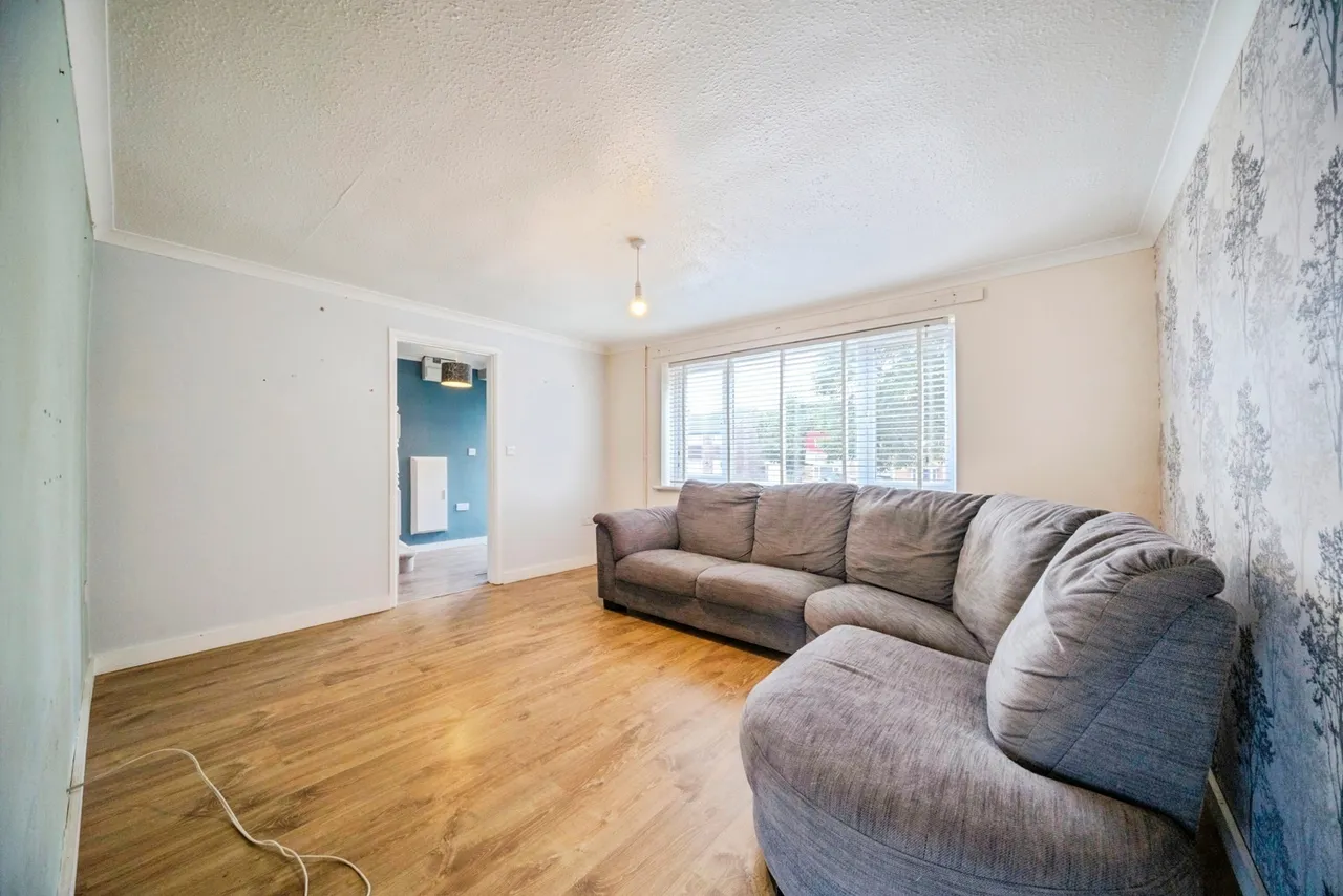 Forfar Drive, Bletchley, Milton Keynes, Buckinghamshire, MK3, photo 2