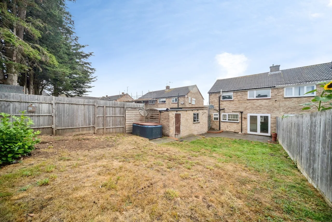 Forfar Drive, Bletchley, Milton Keynes, Buckinghamshire, MK3, photo 14