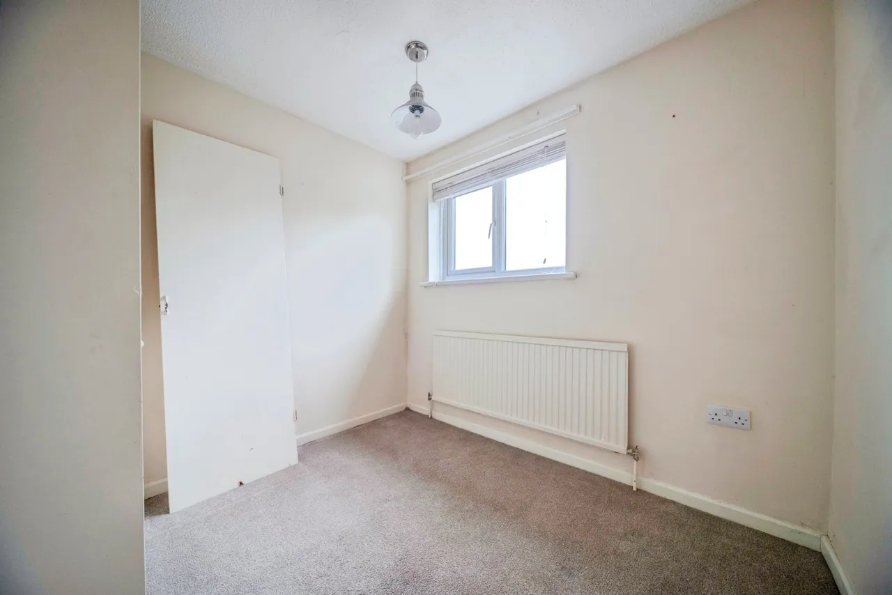 Forfar Drive, Bletchley, Milton Keynes, Buckinghamshire, MK3, photo 11