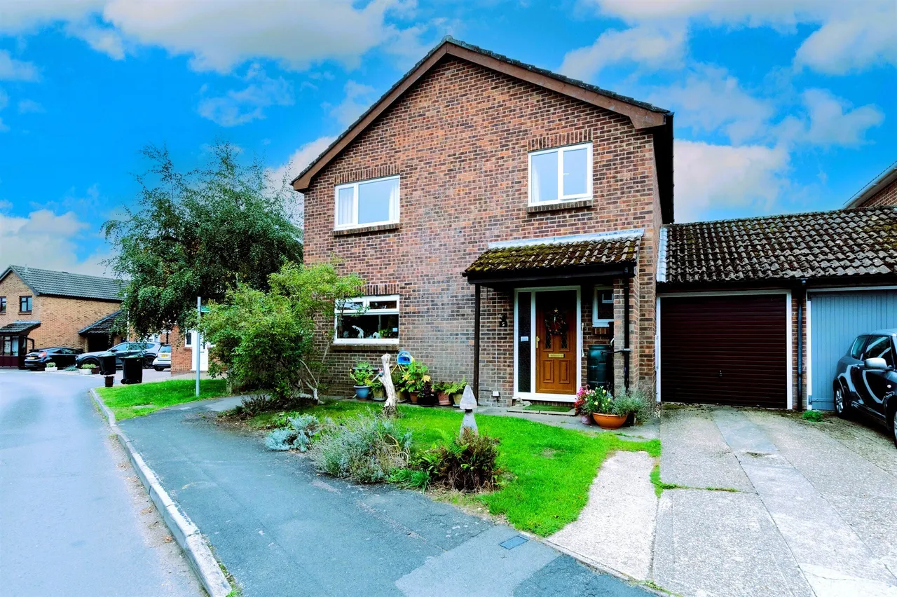 Avon Meade, Fordingbridge, SP6, photo 13