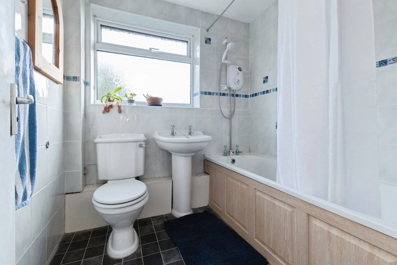 Avon Meade, Fordingbridge, SP6, photo 7
