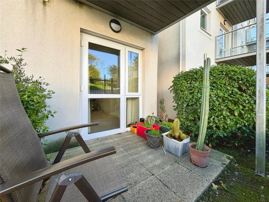 Foxes Road, Newport, PO30, photo 9