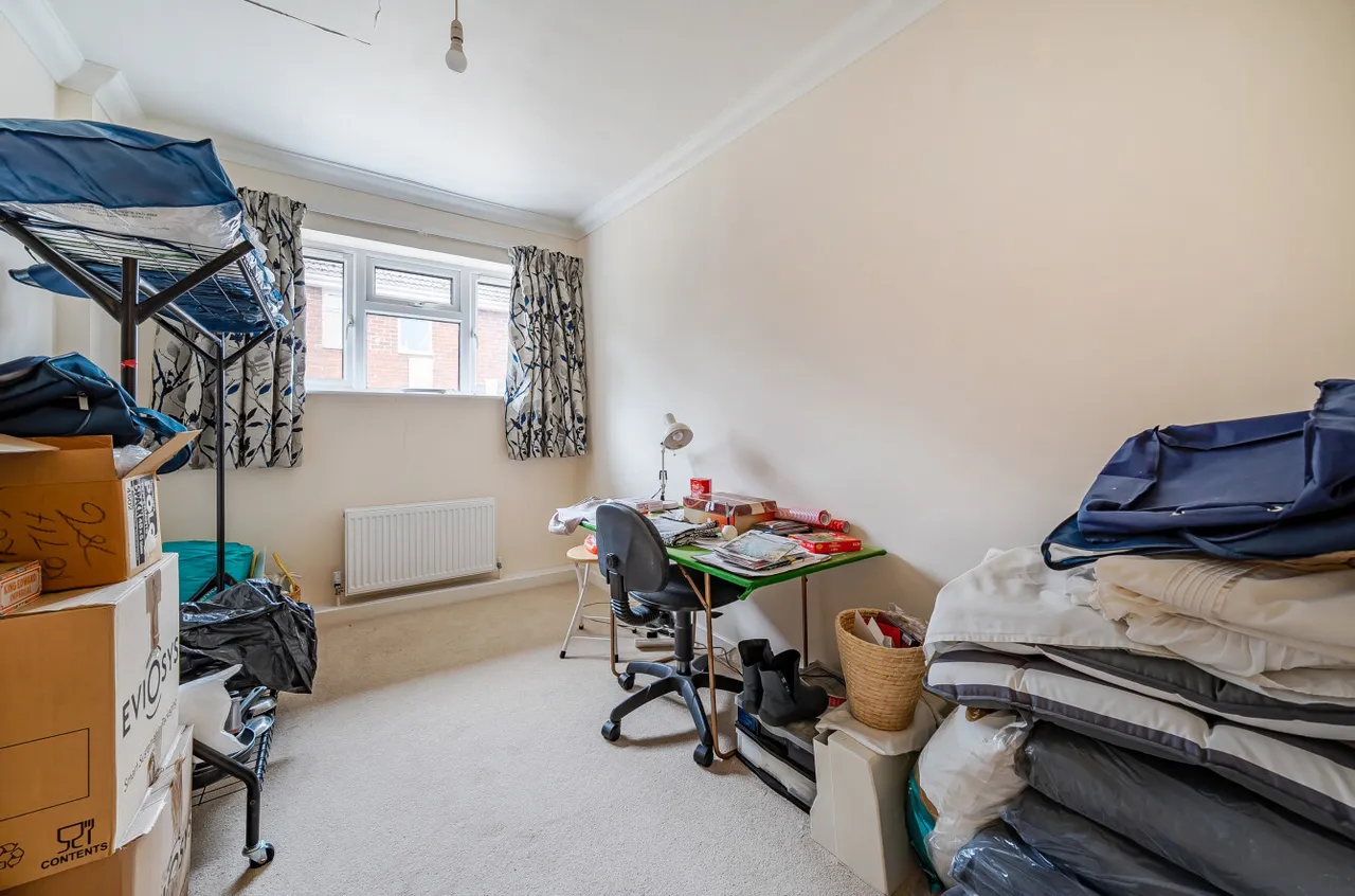 Darvill Road, Ropley, SO24, photo 9