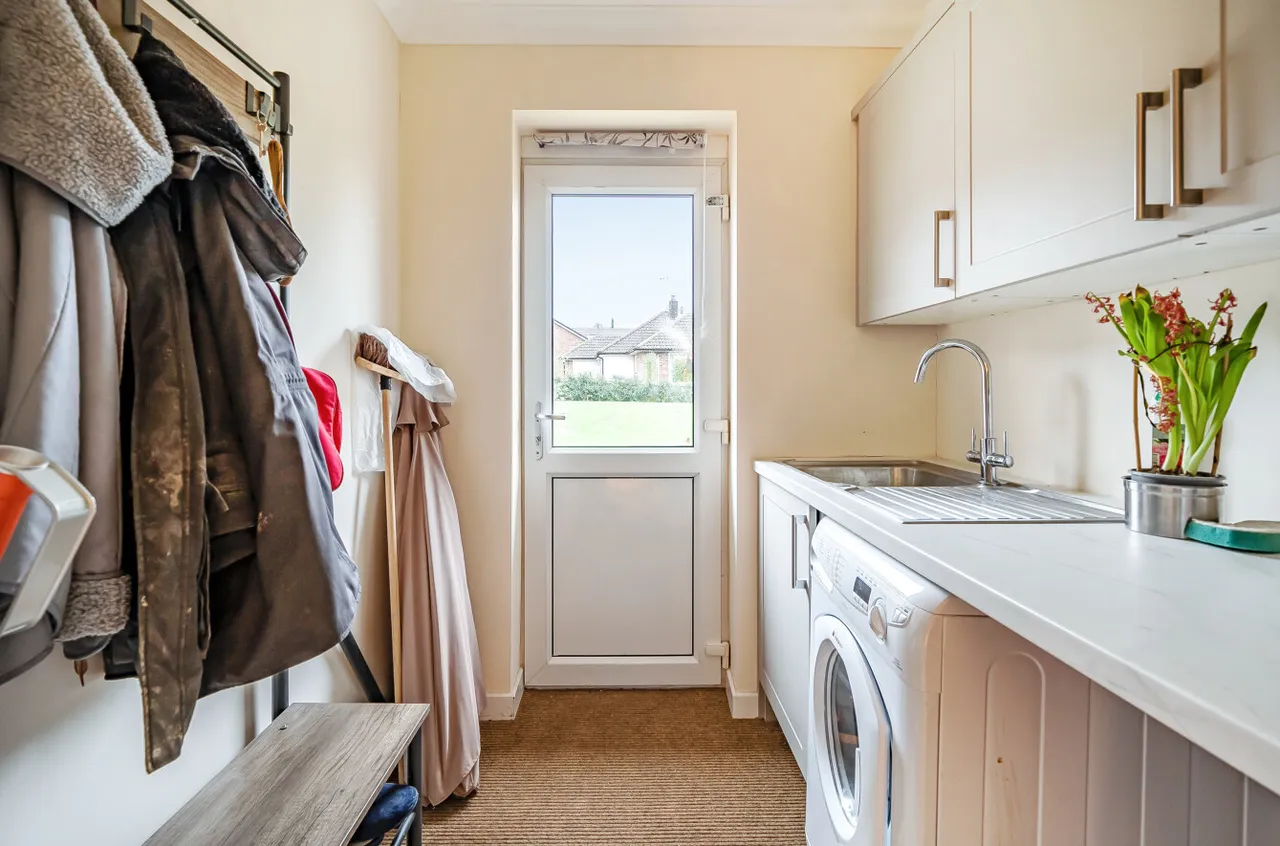Darvill Road, Ropley, SO24, photo 8
