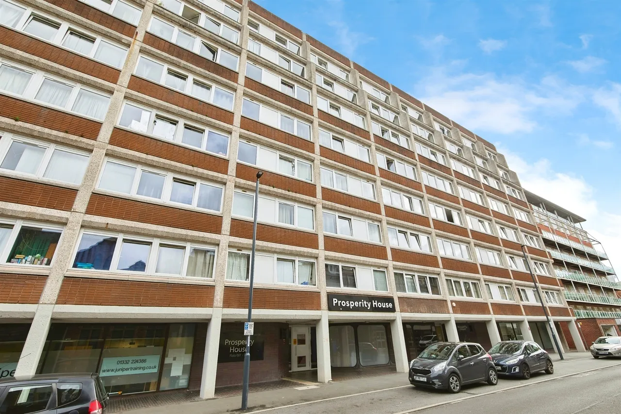 2 bed flat for sale, Gower Street, Derby, DE1