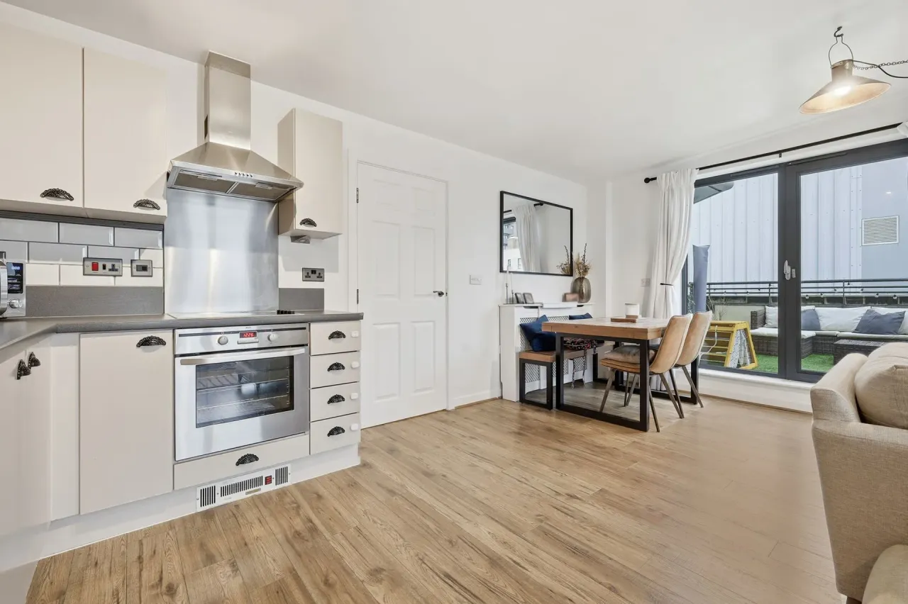 Oliver Road, Cunningham Court, E10, photo 6