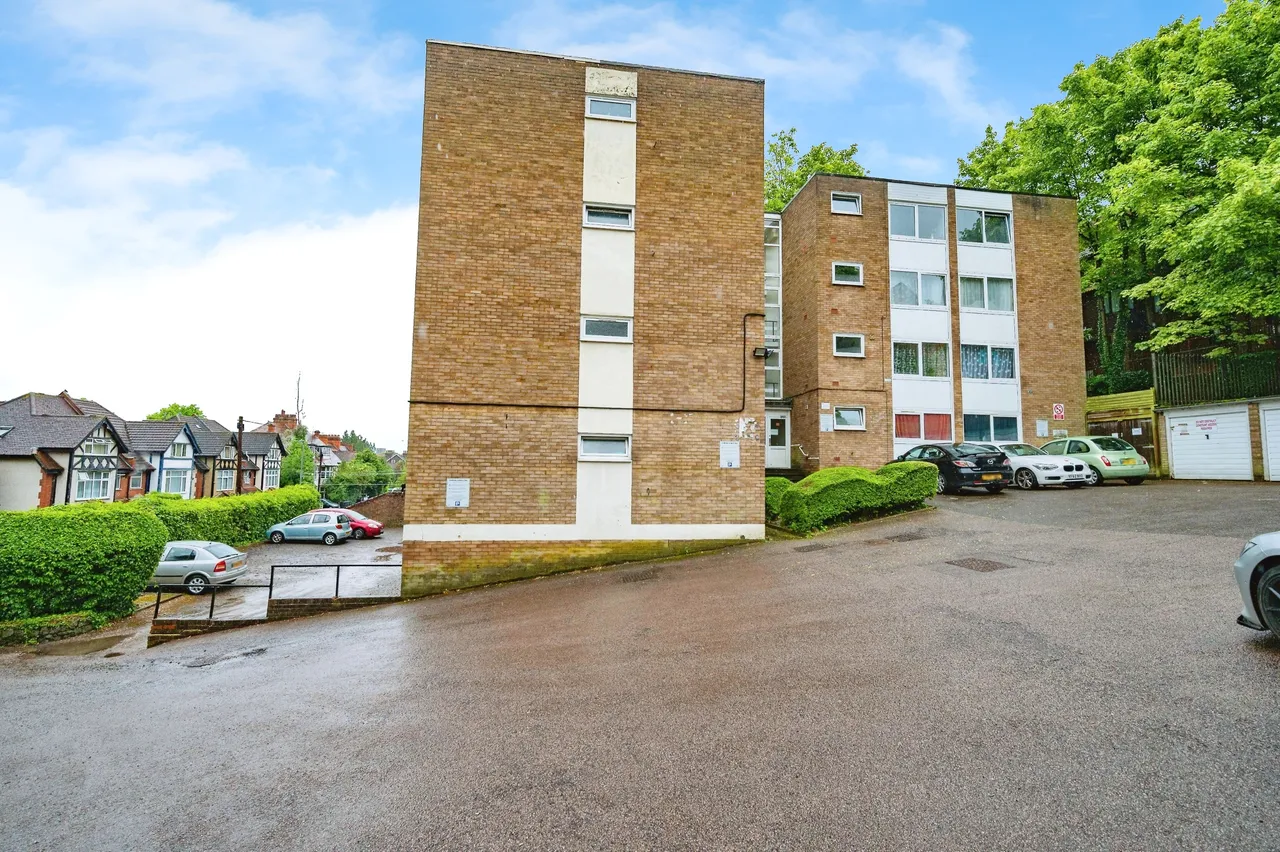 Downs Road, Luton, Bedfordshire, LU1, photo 10