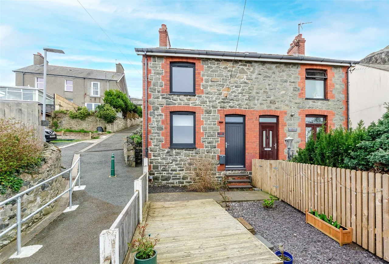 2 bed house for sale, Chapel Street, Penmaenmawr, LL34