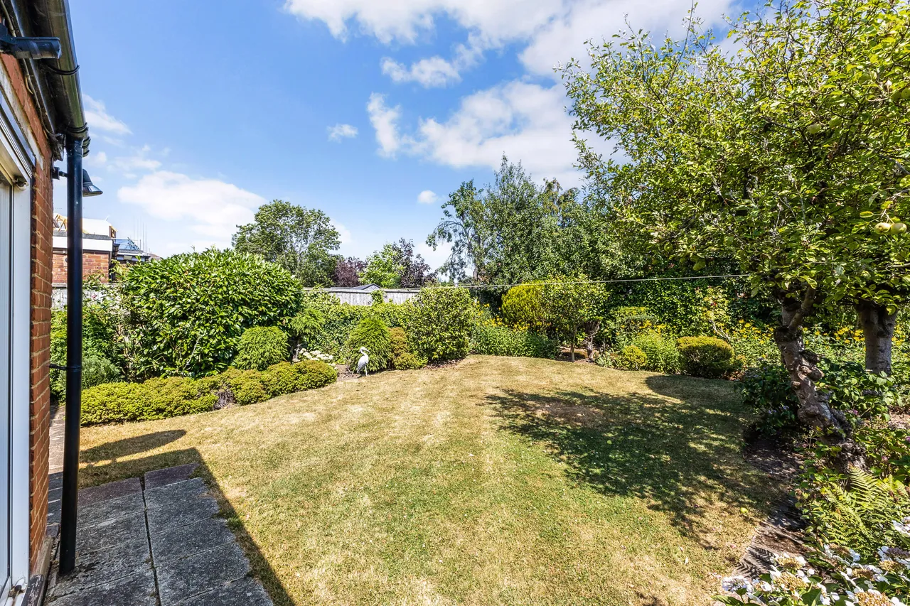 Weston Drive, Stanmore, HA7, photo 7
