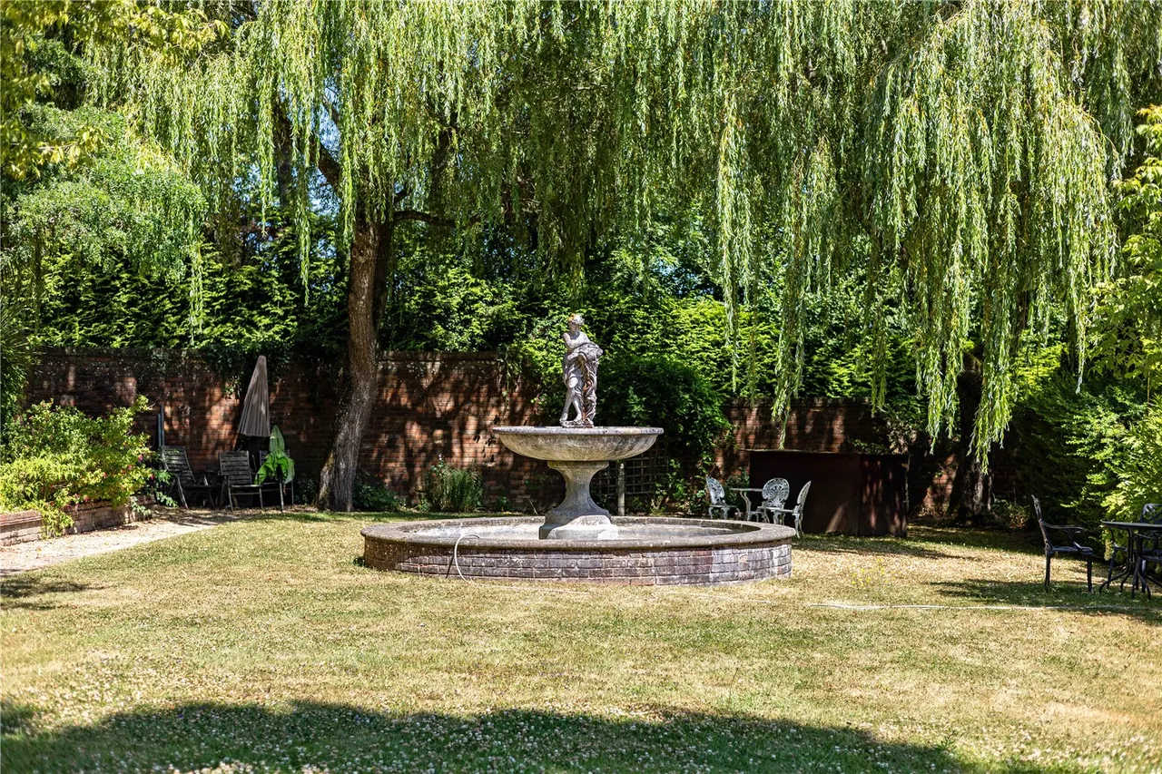 A Magnificent Country Manor Estate with approximately Nine Acres, photo 28