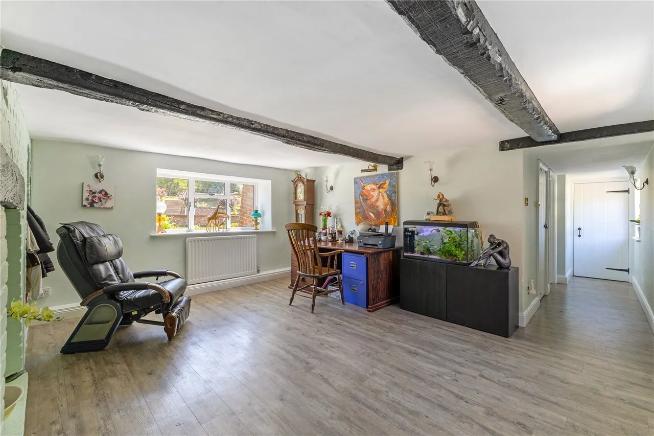 A Magnificent Country Manor Estate with approximately Nine Acres, photo 16