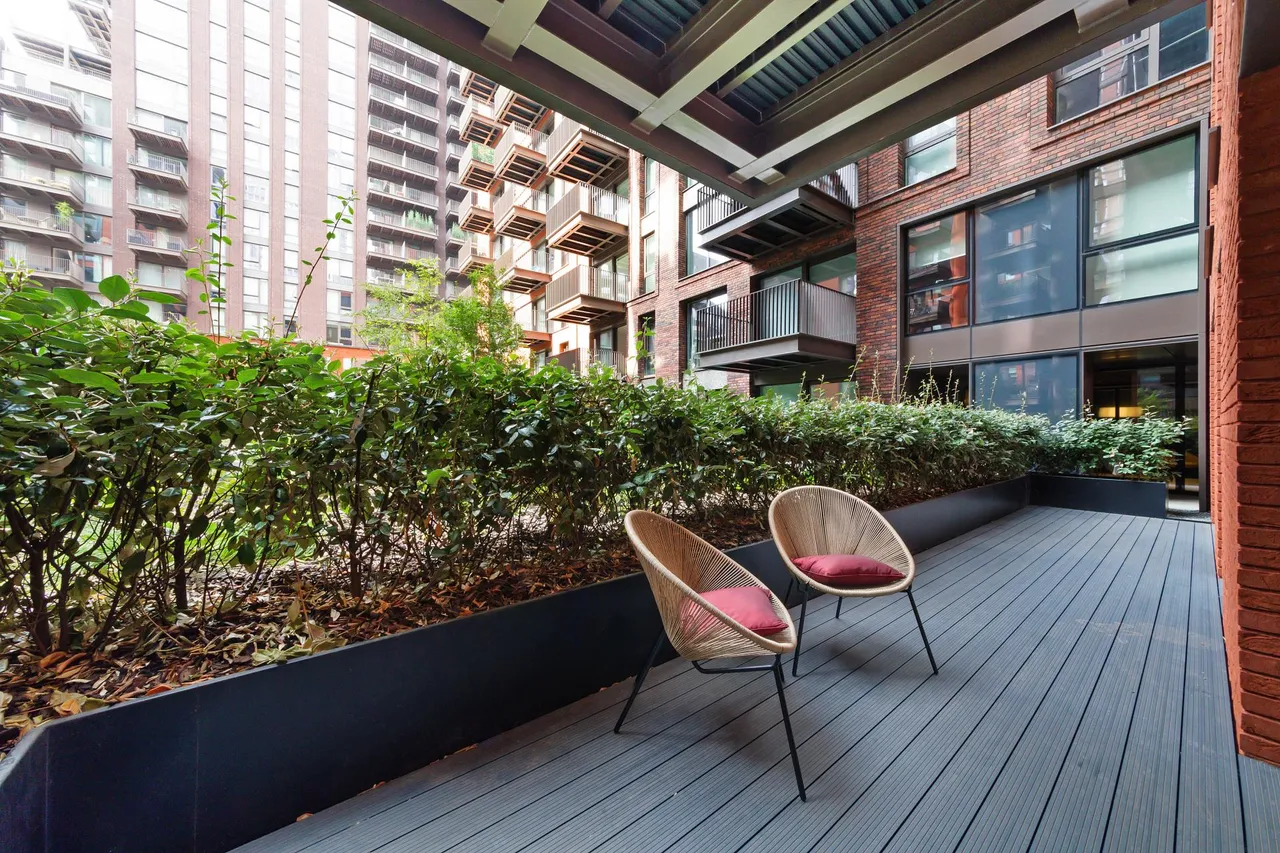 Embassy Gardens, Nine Elms, SW11, photo 9