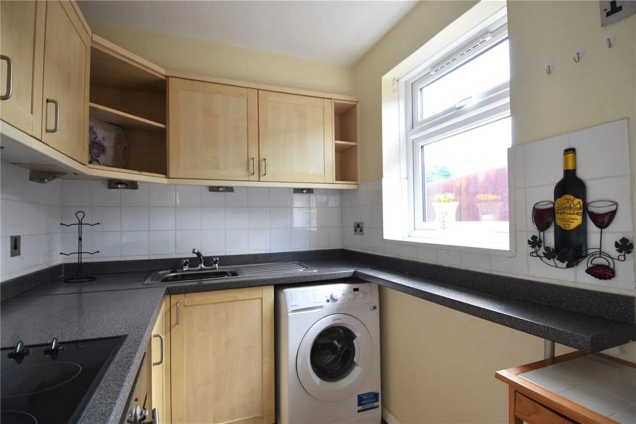 Henley Drive, Droitwich, Worcestershire, WR9 7RX, photo 9