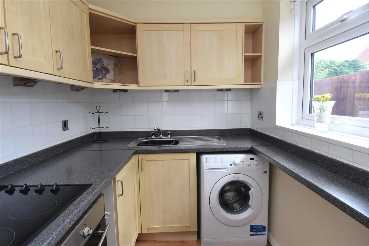 Henley Drive, Droitwich, Worcestershire, WR9 7RX, photo 8
