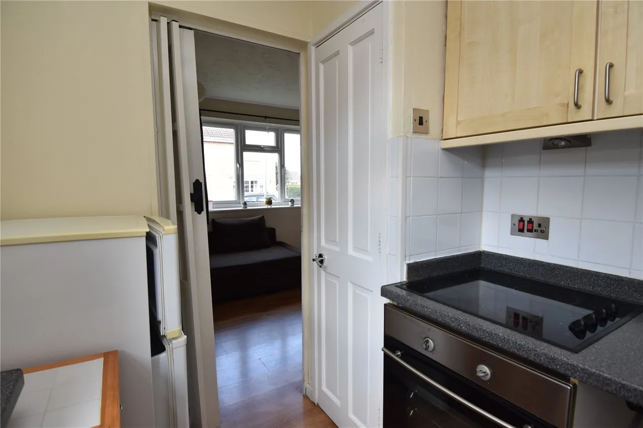 Henley Drive, Droitwich, Worcestershire, WR9 7RX, photo 10