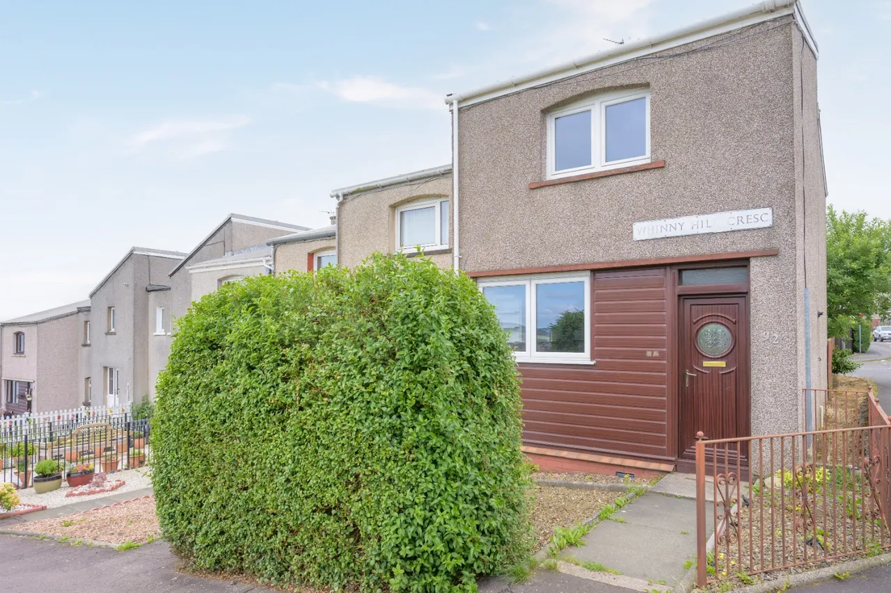 2 bed house for sale — Whinnyhill Crescent, Inverkeithing, KY11 1BD