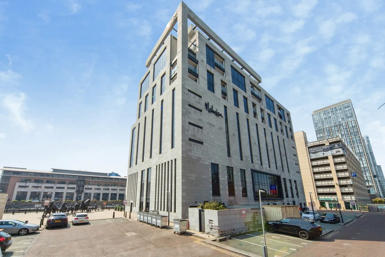 2 bed property for sale, William Jessop Way, Liverpool, L3