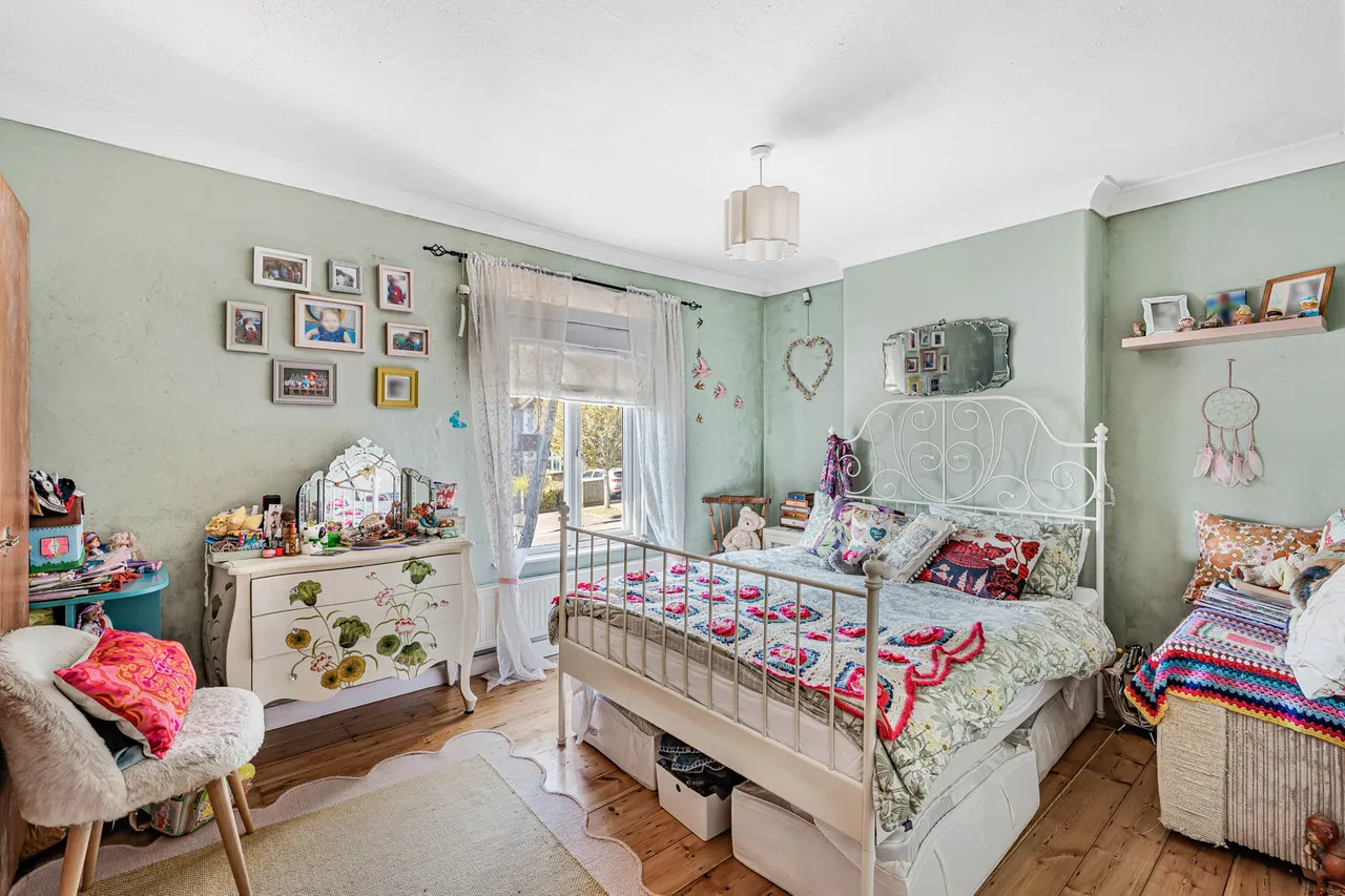 Worplesdon Road, Guildford, GU2, photo 6