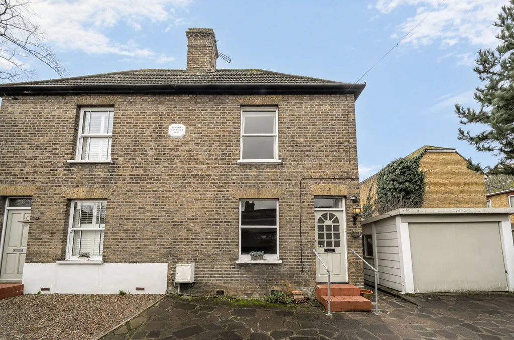 3 bed house for sale — Alma Road, Sidcup, DA14 4EB