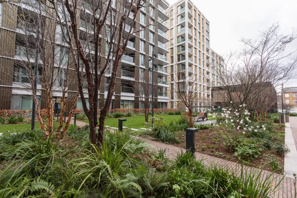 1 bed flat for sale, Palmer Road, Nine Elms, SW11