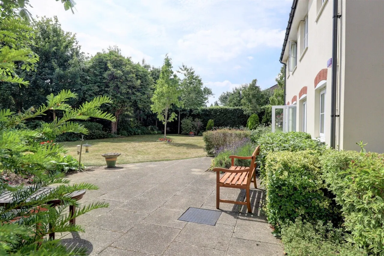 Penn Road, High Wycombe, HP15, photo 4
