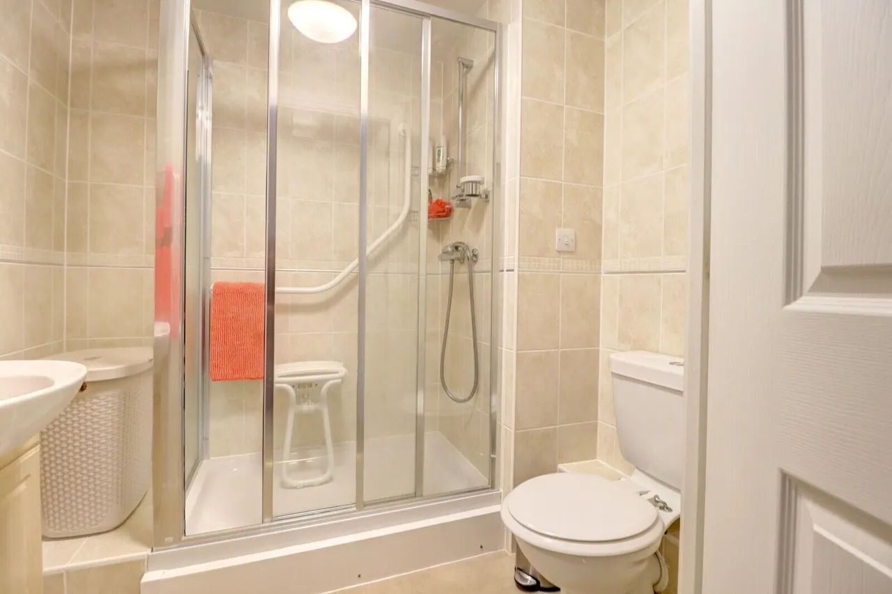 Penn Road, High Wycombe, HP15, photo 9