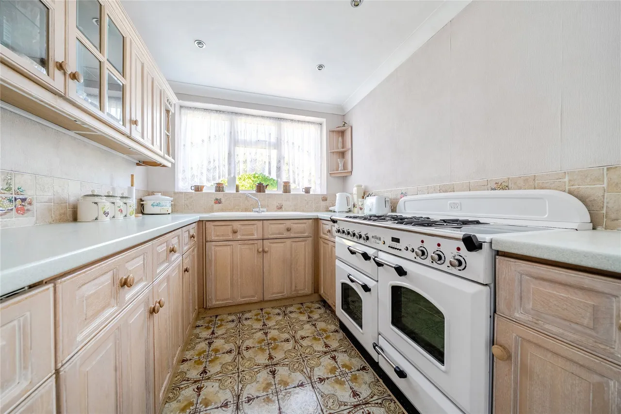 Downs Avenue, Chislehurst, BR7, photo 24