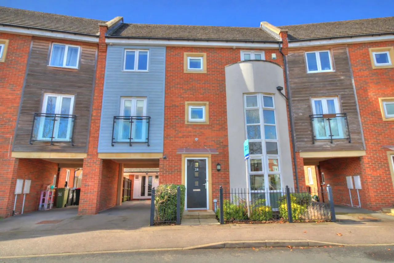 4 bed house for sale, Southwold Crescent, Milton Keynes, MK10