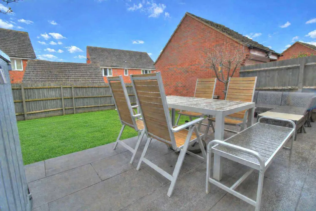 Southwold Crescent, Milton Keynes, MK10, photo 27
