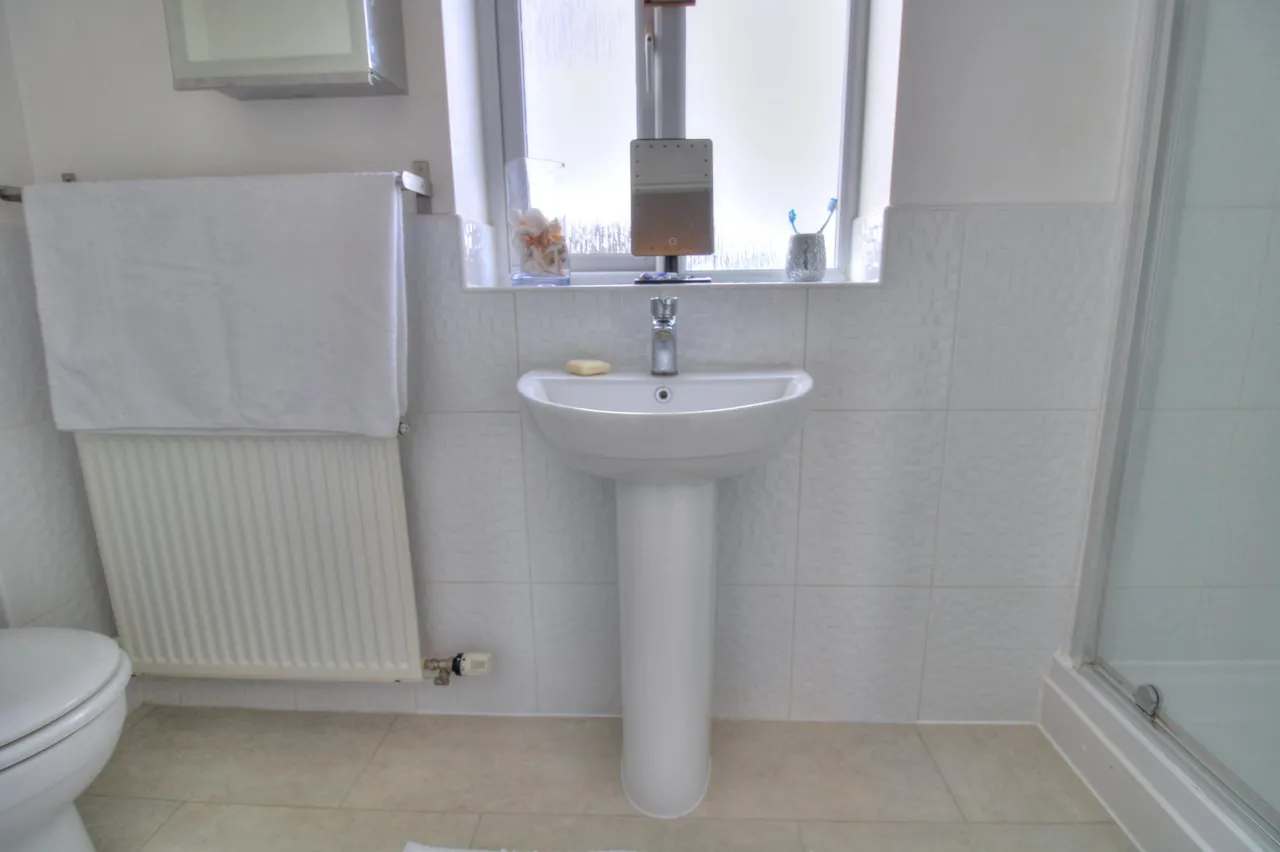 Southwold Crescent, Milton Keynes, MK10, photo 17