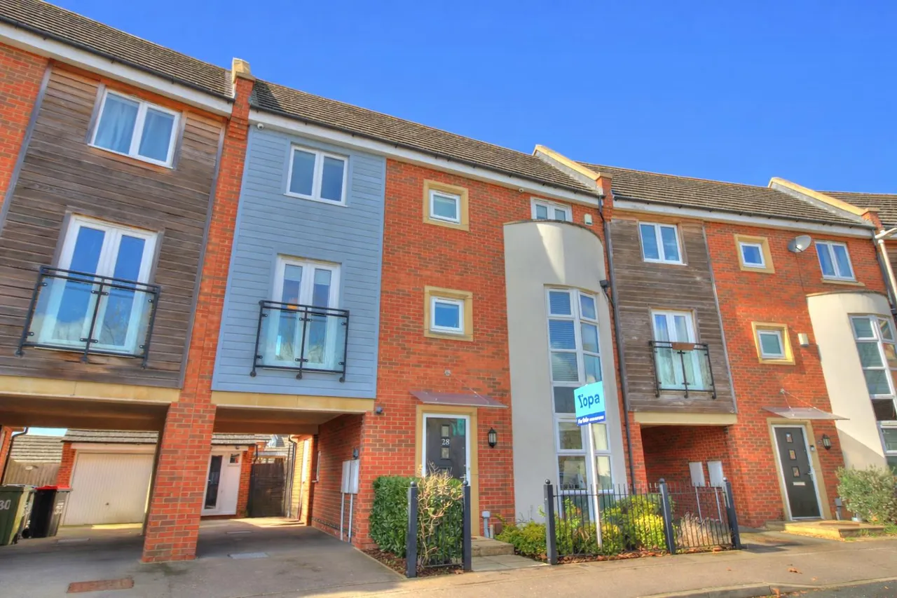 Southwold Crescent, Milton Keynes, MK10, photo 33