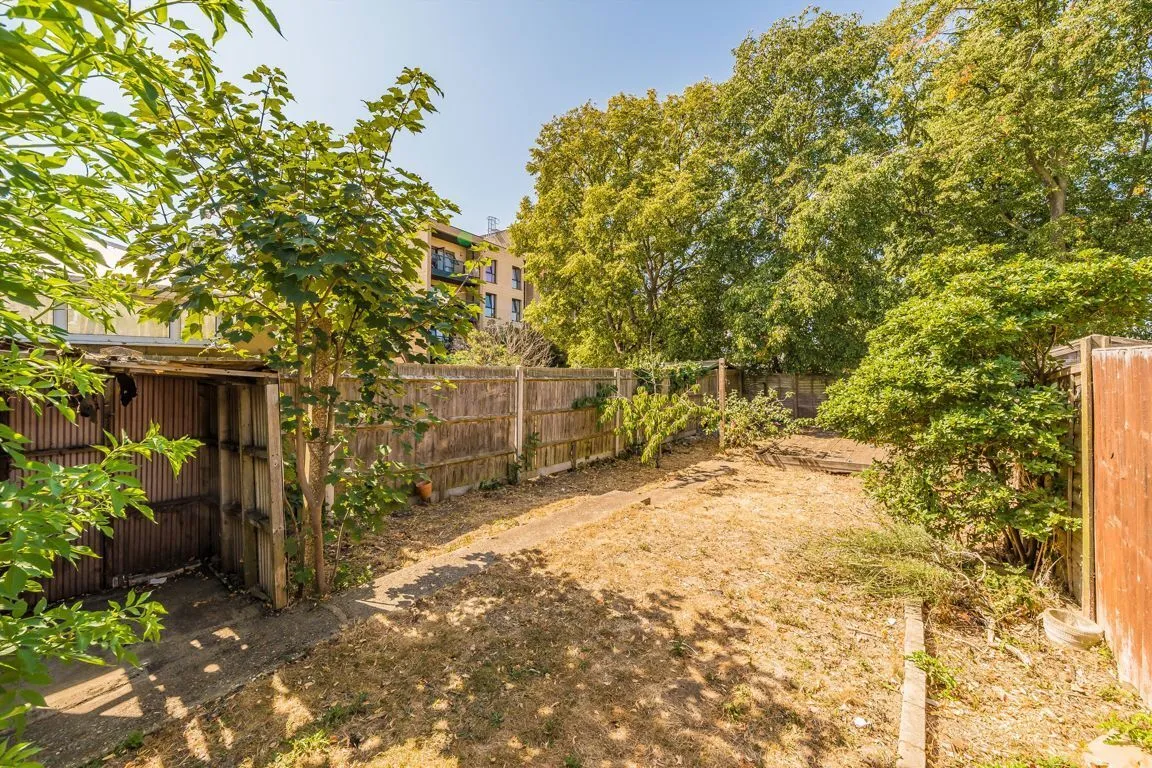 Grove Crescent, TW13, photo 5
