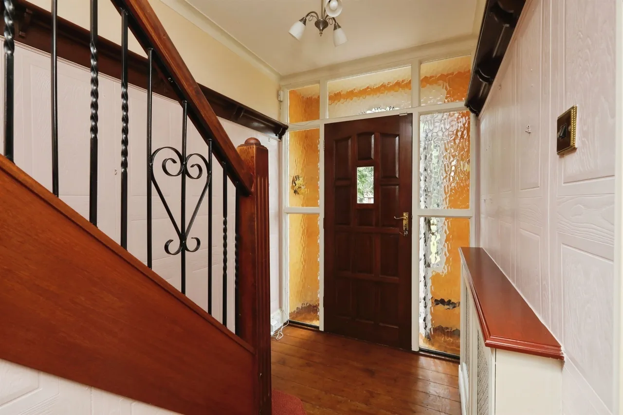 Thievesdale Lane, Worksop, photo 2