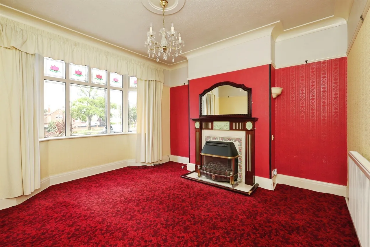 Thievesdale Lane, Worksop, photo 3