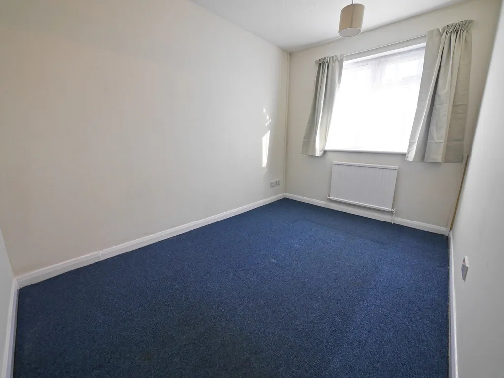 Brambles Farm Drive, Hillingdon, photo 6