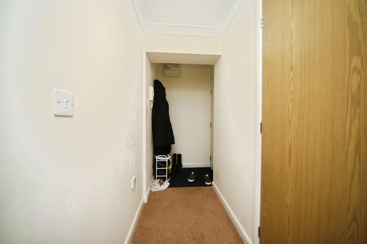 Gatehouse Court, Taunton, photo 8