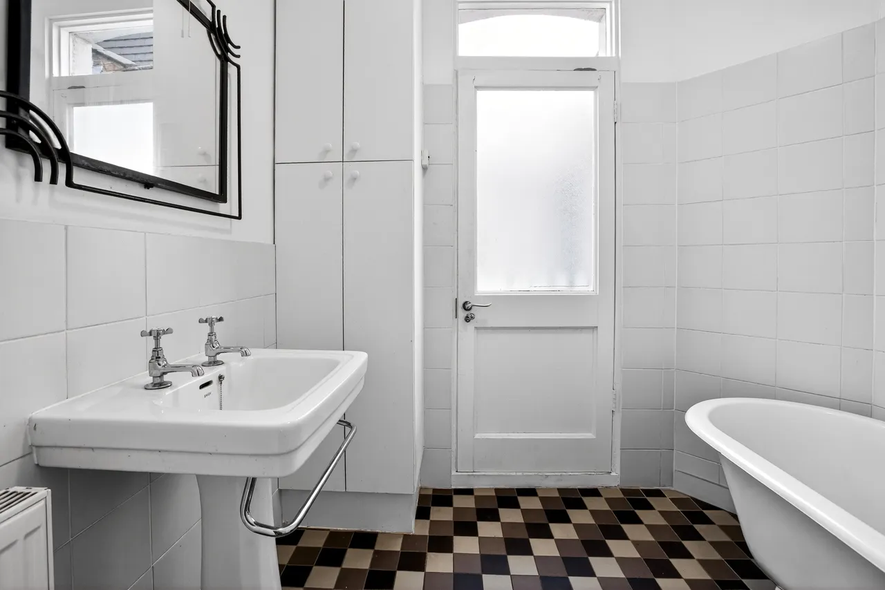Sirdar Road, London, N22, photo 10